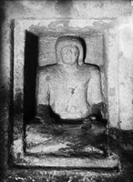 scribe-in-tomb-of-queen-meresankh-iii-reisner-excavations-1927.jpeg